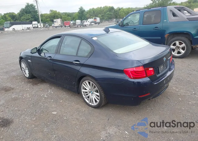 WBAFR9C53BC617693: 42729557