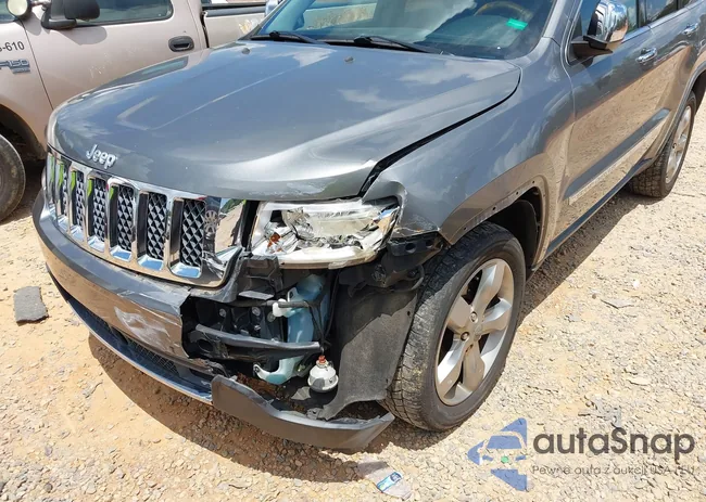 1C4RJFCT6DC590867: 42729595