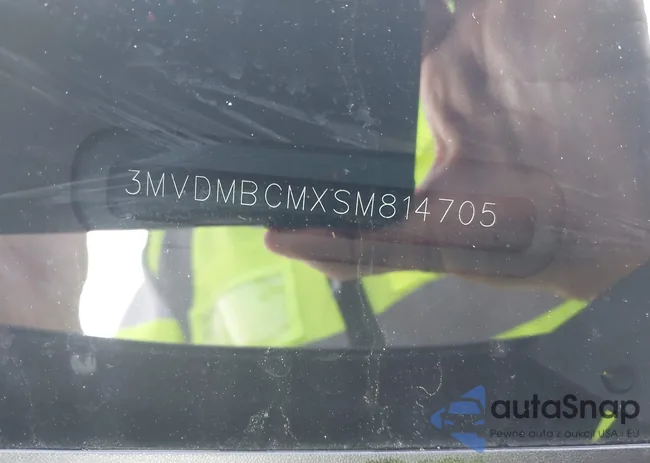 3MVDMBCMXSM814705: 42729624