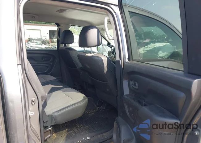 1N6BA1F39KN513876: 42729650