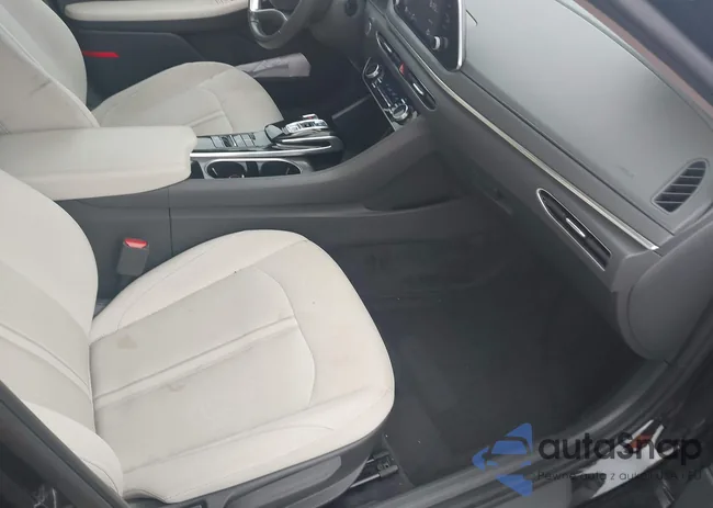 KMHL14JA3MA159177: 42729711