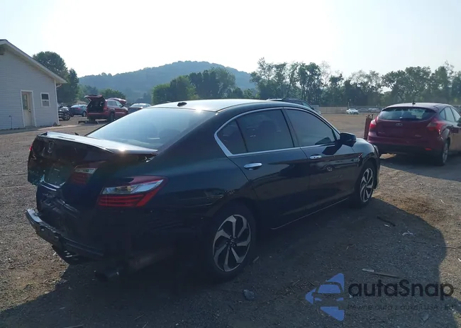 1HGCR2F00GA079049: 42728763