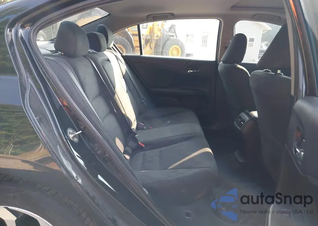 1HGCR2F00GA079049: 42728763