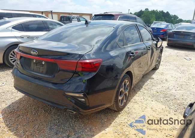 3KPF24AD6ME412613: 42728853