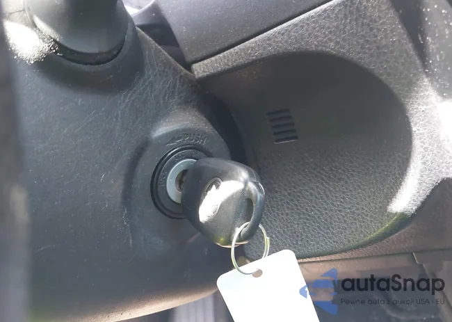 2T1BURHE5FC393977: 42728868