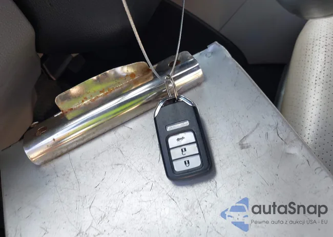 1HGCR3F83DA044173: 42729051