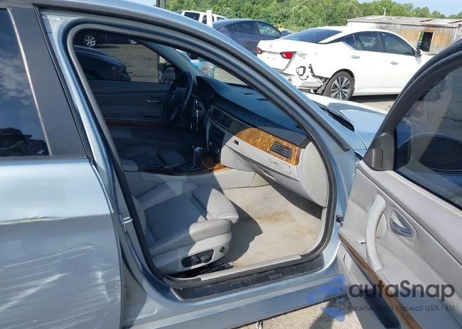 WBAVA37587NL11403: 42730196