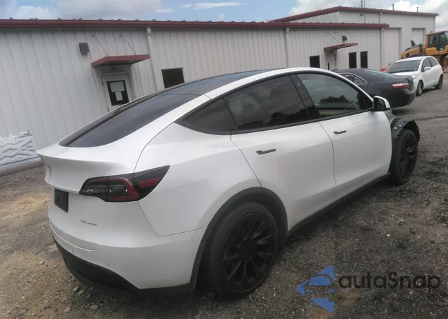 5YJYGDEE4MF175885: 42730433