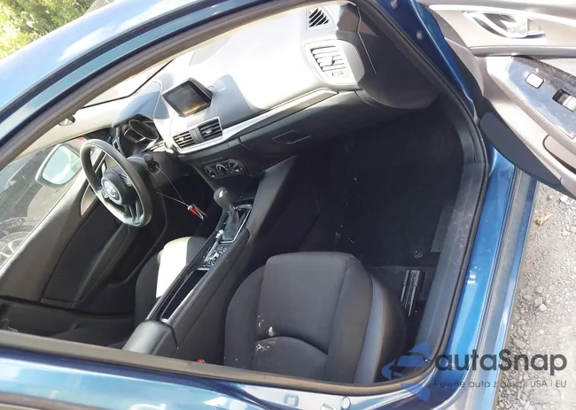 3MZBN1U72JM216774: 42730440