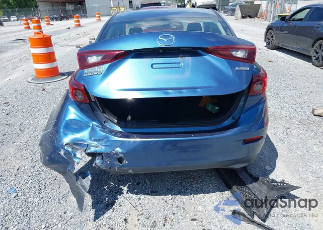 3MZBN1U72JM216774: 42730440