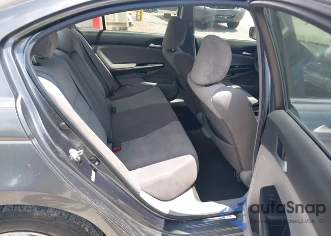 1HGCP2F35AA007464: 42730513