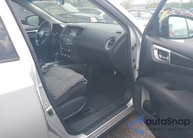 5N1AR2MM9DC656880: 42729775