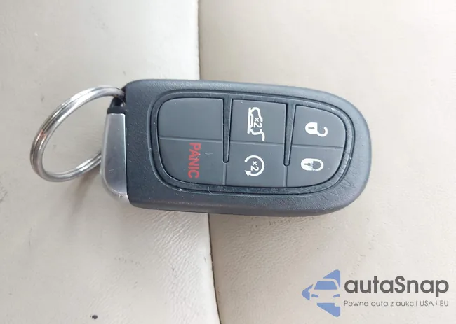 1C4PJMDS7GW131643: 42729800