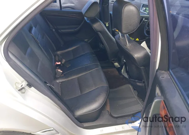 WDBHA29GXXA806233: 42729874