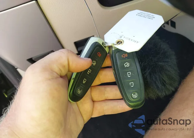 1FMJK1KT7HEA68897: 42729974