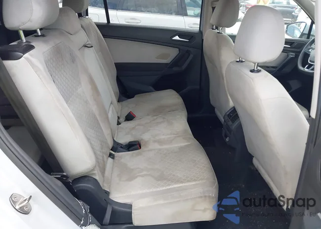 3VV1B7AX7KM006382: 42730006