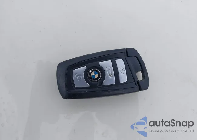 WBAXH5C54CDW03250: 42730010