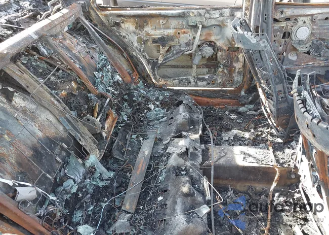 WDBGA57G5VA364328: 42730067