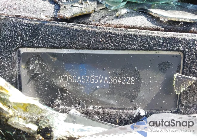 WDBGA57G5VA364328: 42730067
