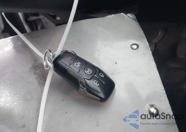 3LN6L2LU7GR612861: 42731257