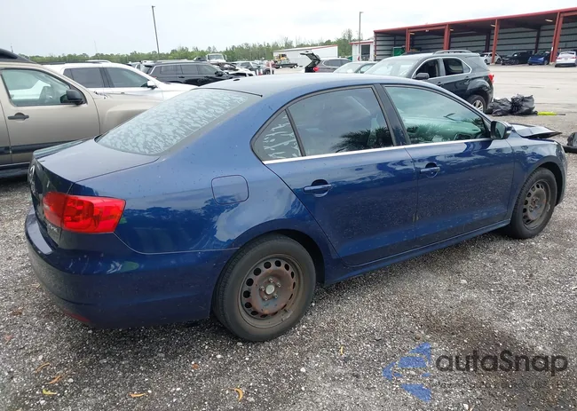 3VWDX7AJ6DM221101: 42730859