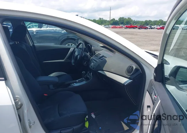 JM1BL1S66A1340420: 42732199