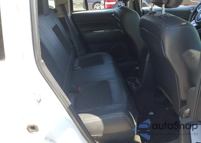 1C4NJDEB6HD191125: 42732265