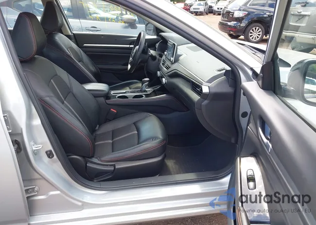 1N4BL4CV0RN361104: 42732365