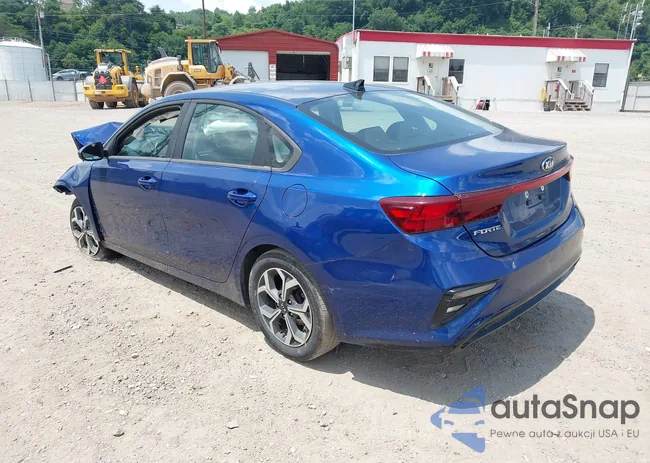 3KPF24AD4KE023451: 42732518