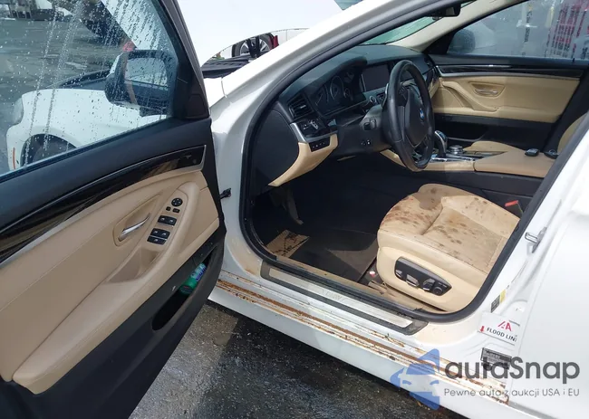 WBA5B3C57GG259138: 42732543