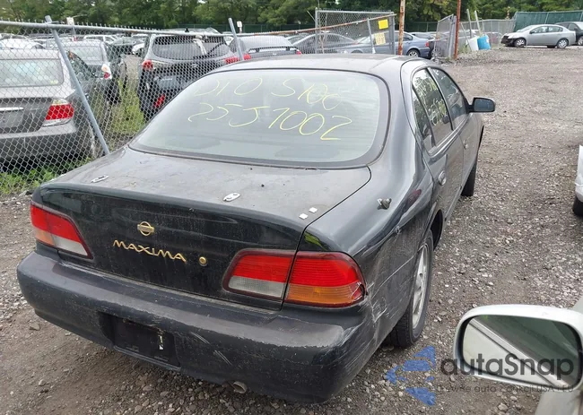 JN1CA21AXWM802136: 42732583