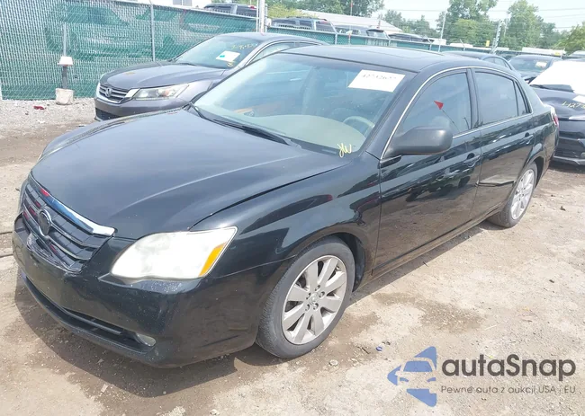 4T1BK36B97U193759: 42732627