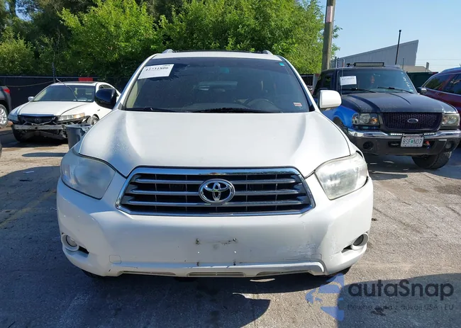 JTEES42A082076374: 42731806