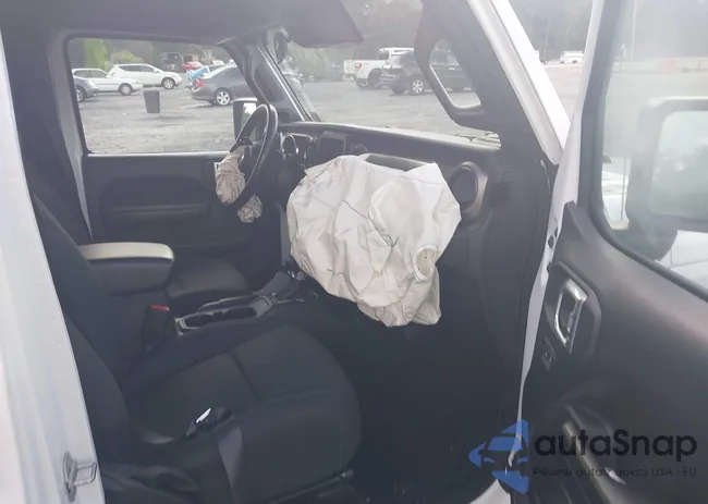 1C4HJXDM8MW577187: 42731864