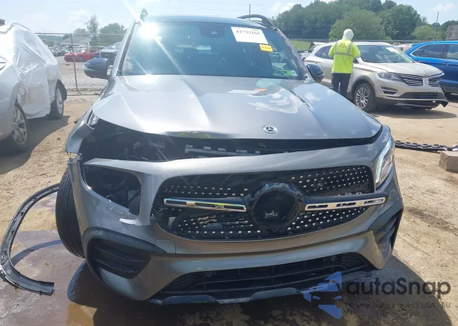 W1N4M4HB6MW092665: 42733165