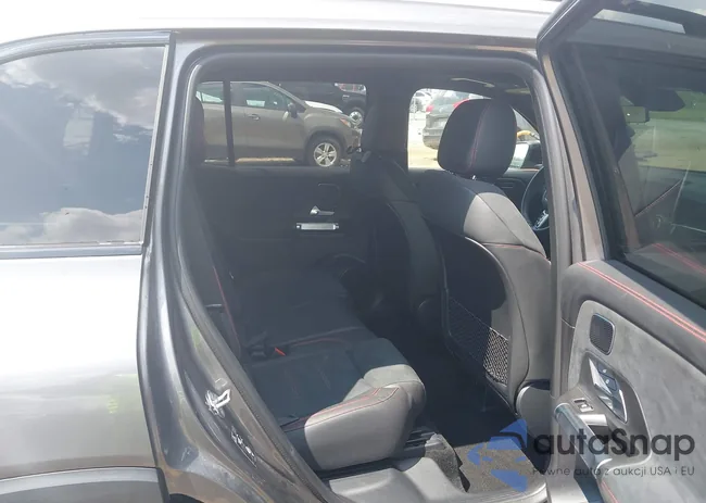 W1N4M4HB6MW092665: 42733165