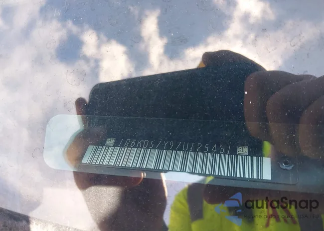 1G6KD57Y97U125431: 42733333