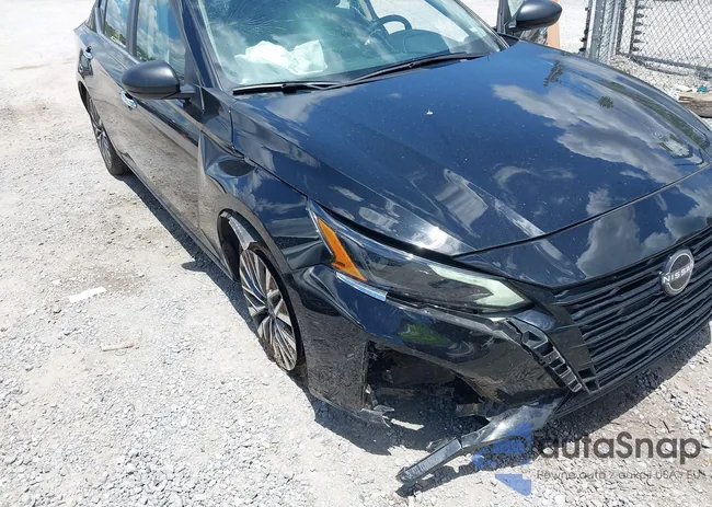 1N4BL4DV1RN365063: 42733378