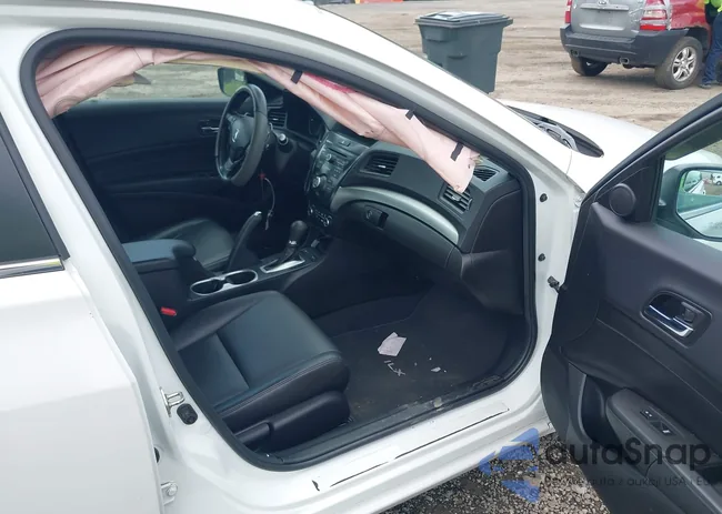 19UDE2F33JA006646: 42733682