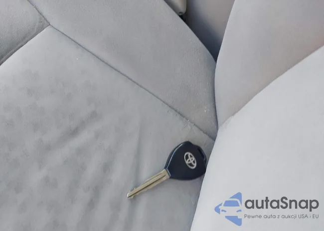 1NXBU40E39Z070853: 42733701