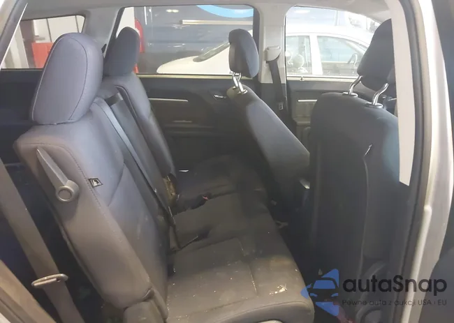 3D4PH5FV5AT164357: 42732747