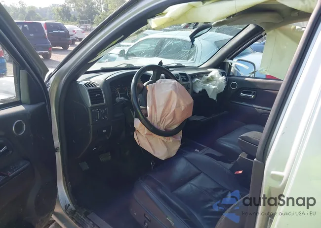 1GCHTDFE3B8114275: 42732839