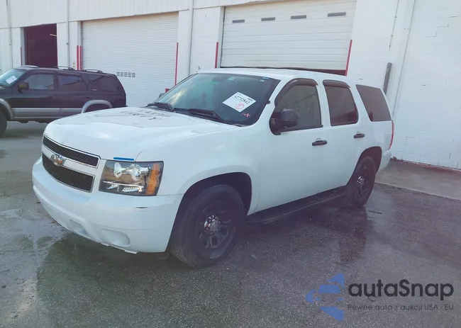 1GNLC2E00DR329444: 42732842