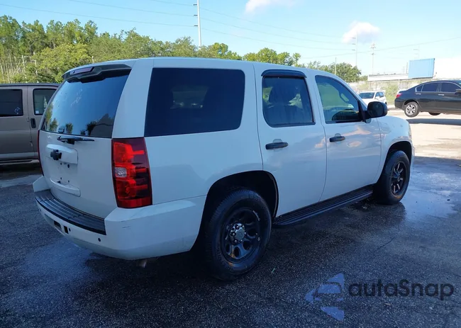 1GNLC2E00DR329444: 42732842