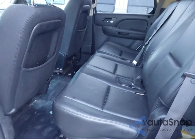 1GNLC2E00DR329444: 42732842