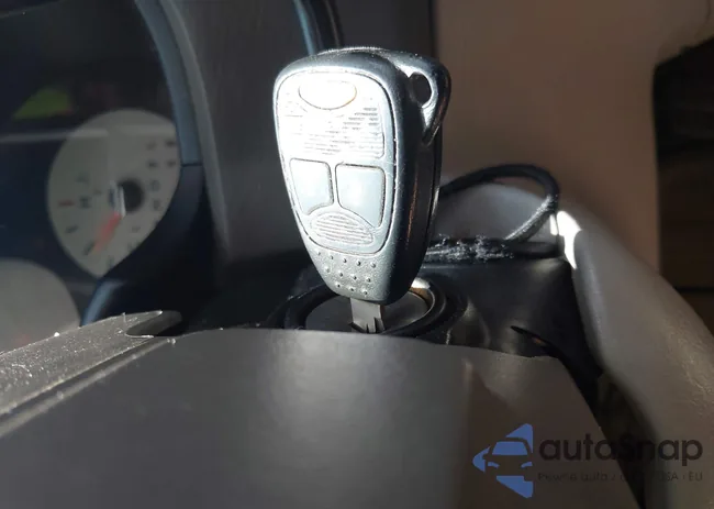 1A4GP45R16B720438: 42732924