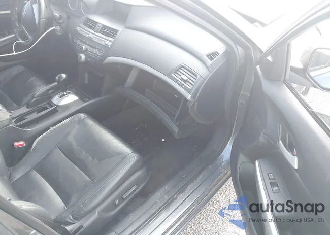 5KBCP3F80AB004870: 42733003