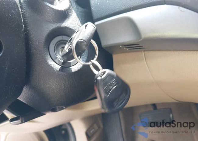 1HGCP2F30CA237206: 42733040