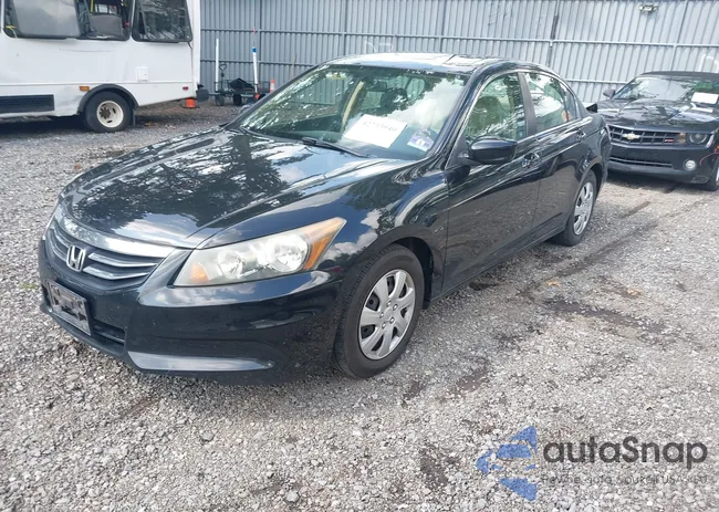 1HGCP2F30CA237206: 42733040