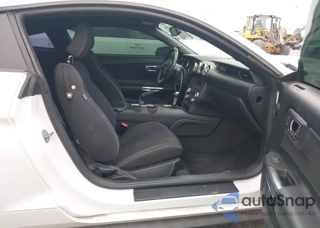 1FA6P8AM2G5221169: 42734563